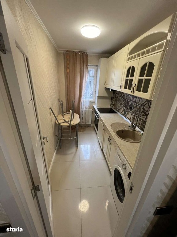 Apartament 2 camere mobilat si utilat, cu parcare inclusa, Eroilor