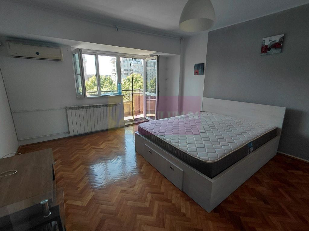 Garsoniera la inchiriere in rondul Alba Iulia