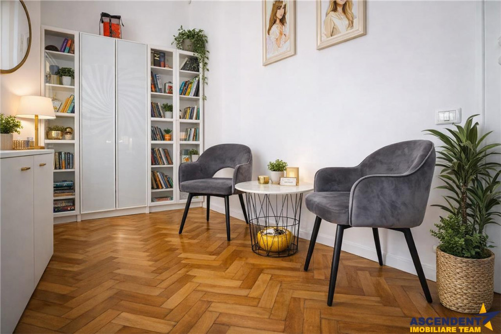 Locuință de 71 mp renovată integral și complet utilat...