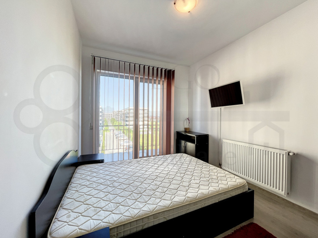 2 camere decomandate, 46 mp, 2 balcoane, garaj, zona Calea T