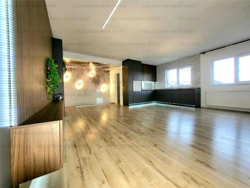 Apartament cu 3 camere, decomandat - zona Sanpetru