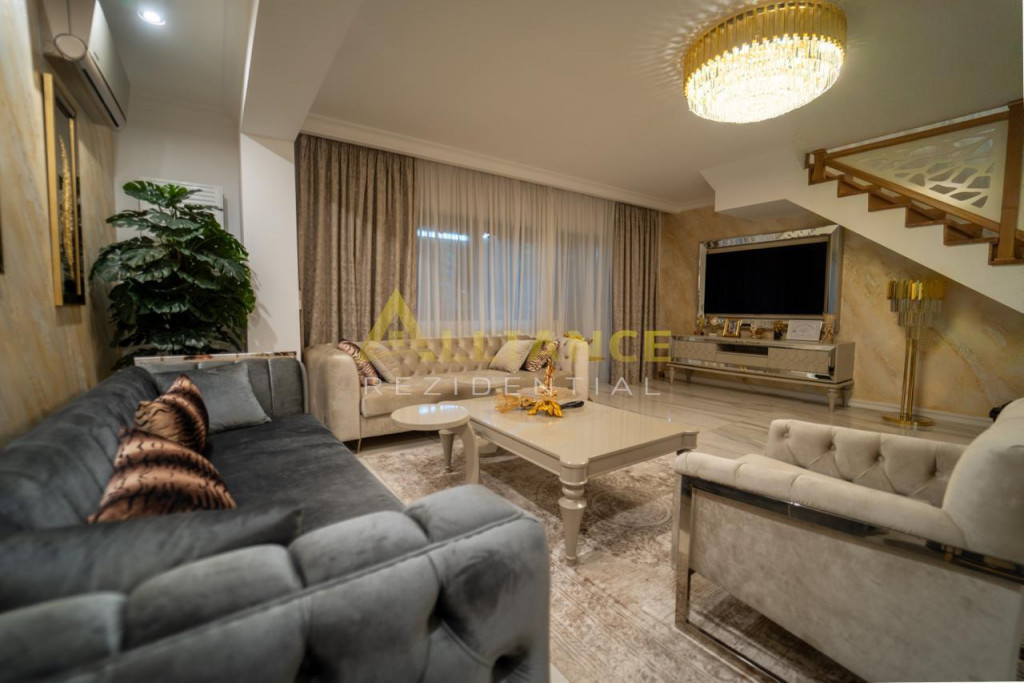 Locuinta premium pentru familie | Townhouse modern cu 7 came