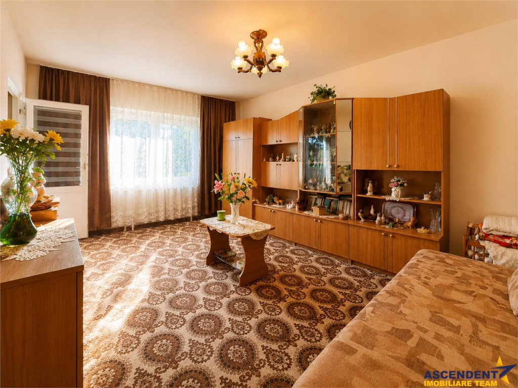 Apartament 2 camere, decomandat, etaj 2, Lenin, Sfantu Gheo
