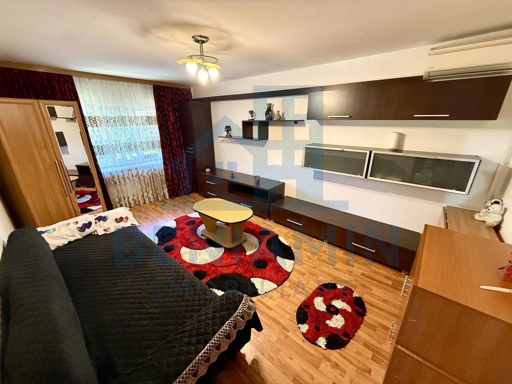 Apartament 2 camere decomandat etaj 2 Craiovita Carrefour...