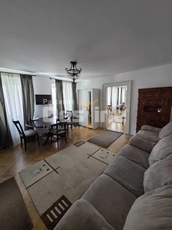 Apartament 2 camere, et. 1, proaspăt renovat, Piața Sfatul