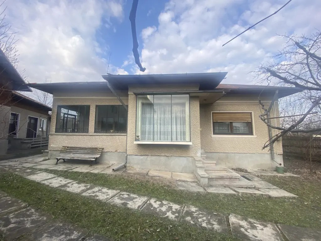 Casa de vânzare în Scorteni