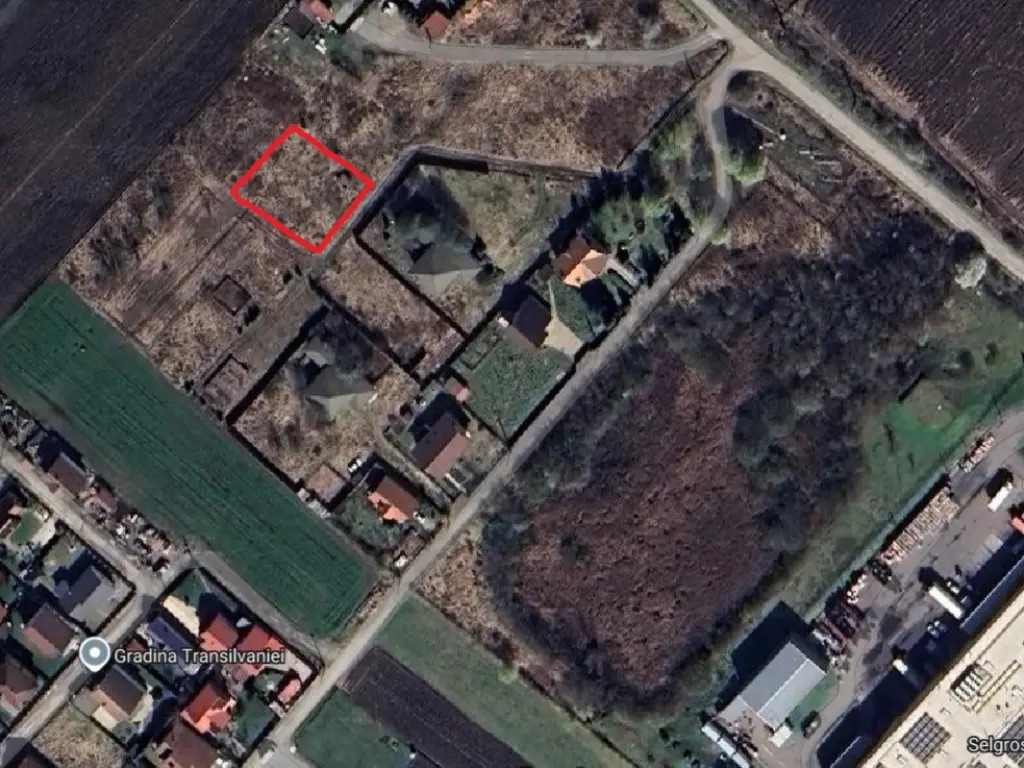 De vanzare teren Ernei jud. MS 1200mp