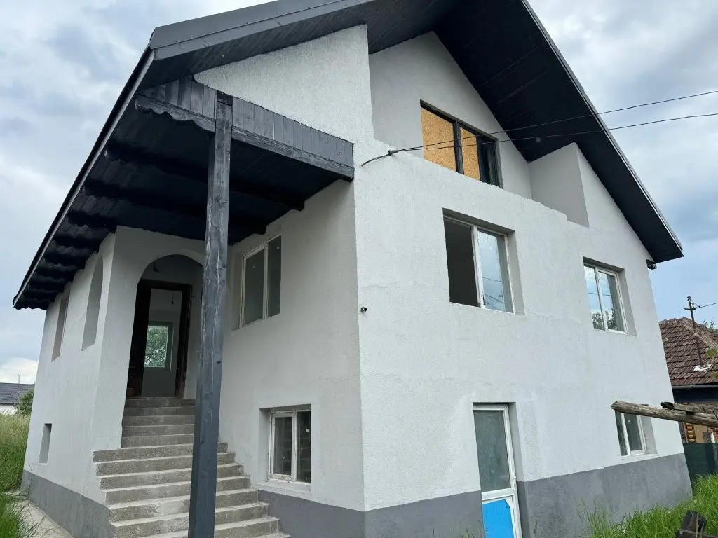 Casă de vânzare în Vadu Izei, Maramureș – direct proprietar
