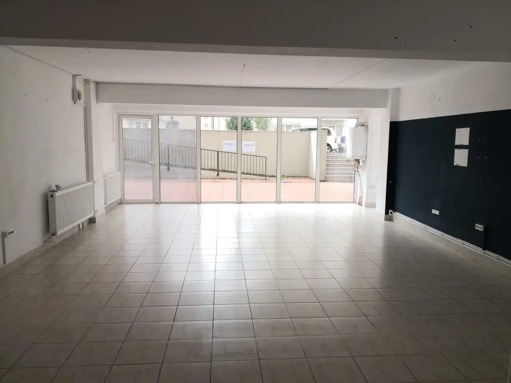 Spatiu comercial 70mp Selgros