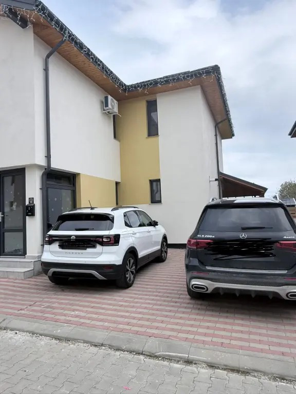 Casă duplex mobilata Piatra Neamt