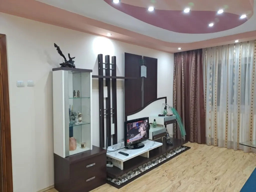 Inchiriere apartament 2 camere Central