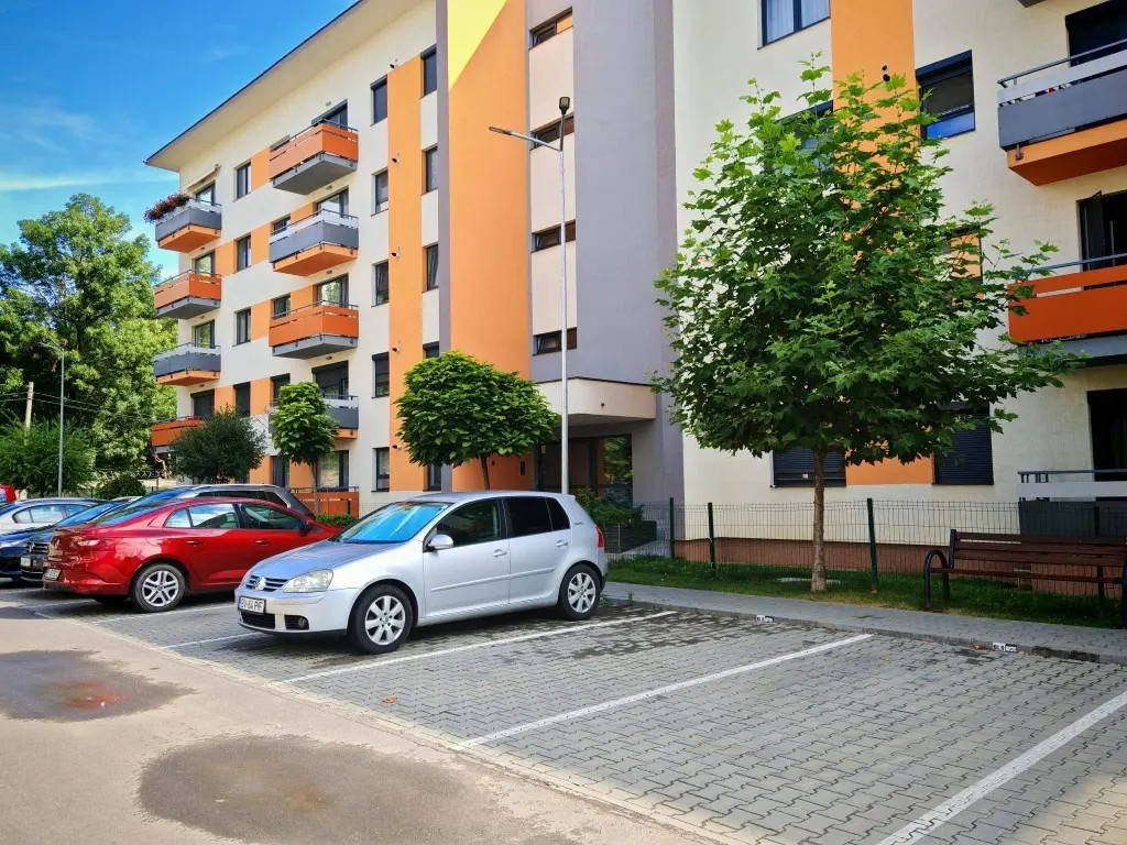 De inchiriat apartament cu 3 camere in Avantgarden3