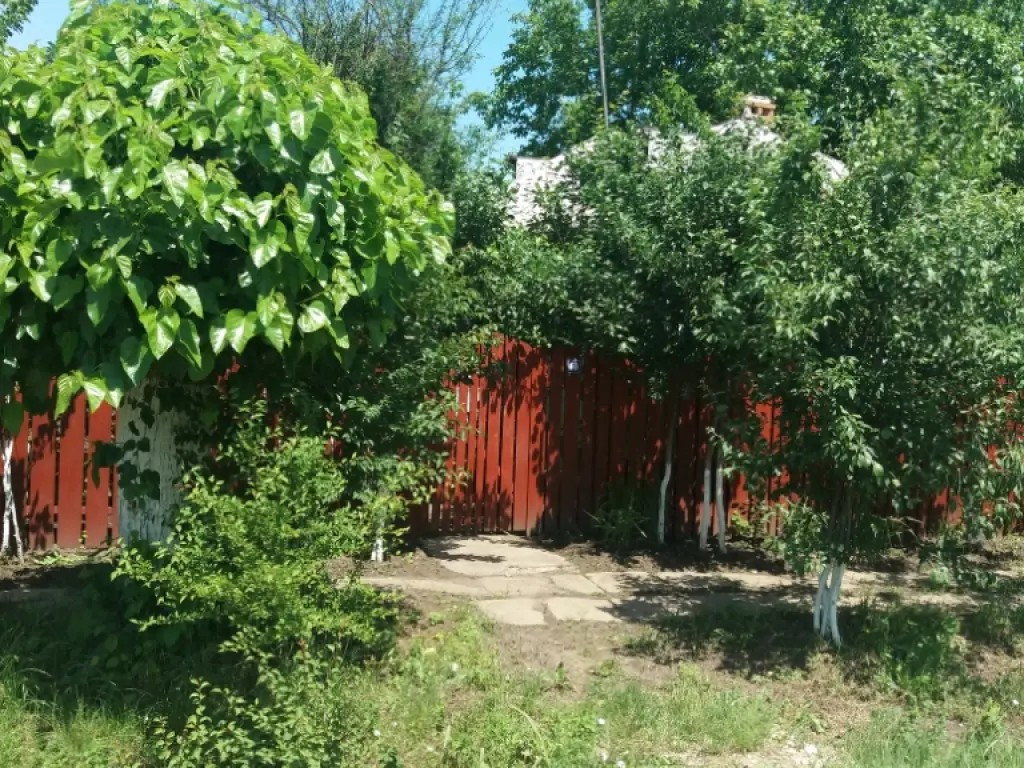 Vand casa locuibila Izvoarele