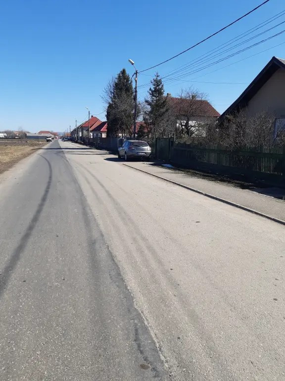 Teren intravilan construibil utilitati asfalt Lunca Calnicului 4650mp