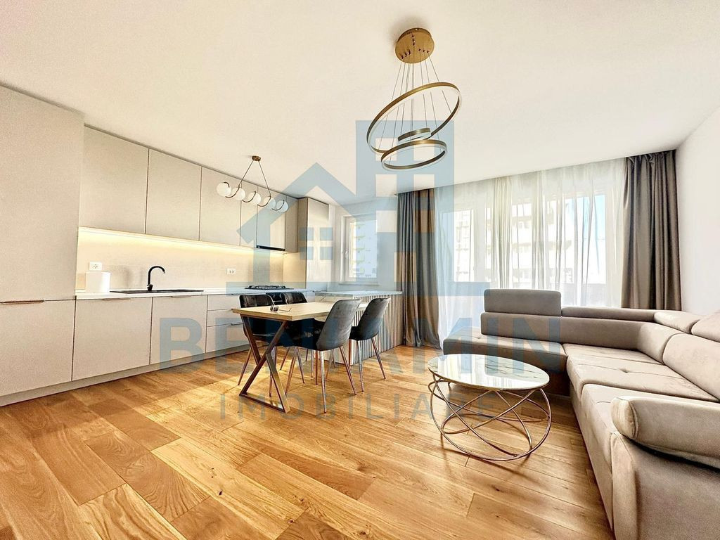 Apartament 2 camere in Top City Coresi 56mp si loc parcar...