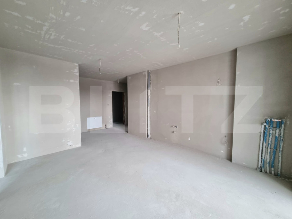 Apartament 3 camere, semifinisat, etaj intermediar, zona BMW