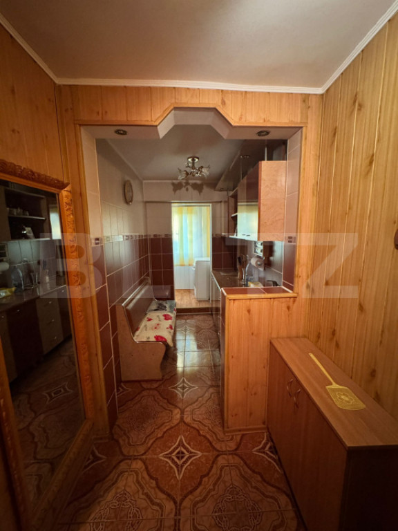 Apartament 2 camere, 38 mp, semidecomandat, zona Micro 38