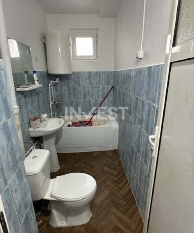 Apartament 3 camere, decomandat, zona Pacurari - Petru Poni,