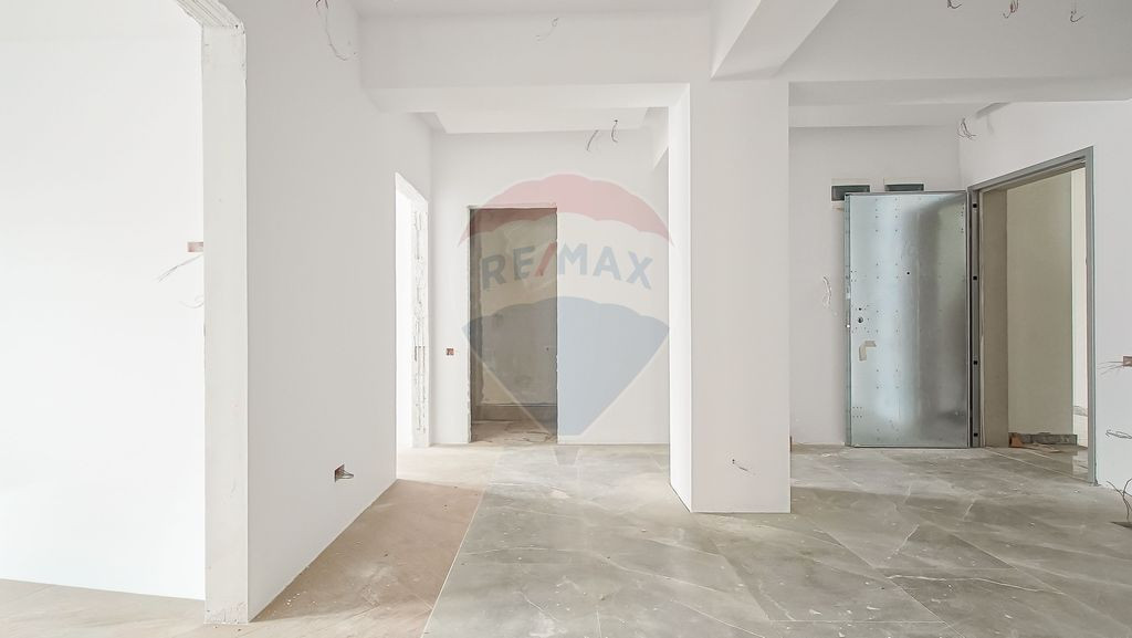 Apartament 3 Camere Premium cu 2 Balcoane – Elegant Hou...