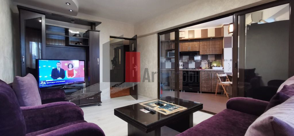 Apartament cu doua camere de inchiriat-Stefan cel Mare-Ob...