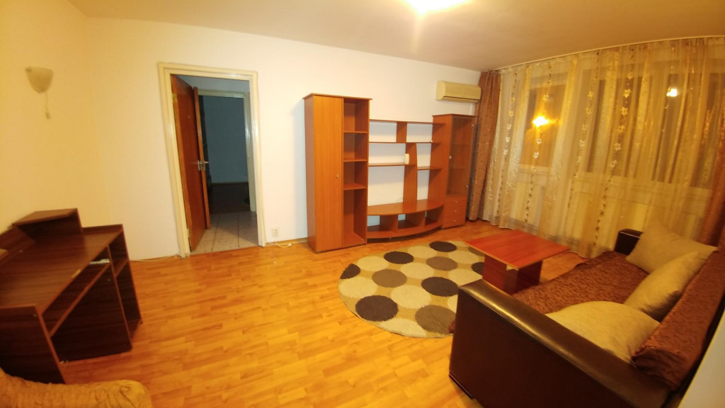 Apartament 2 camere Metrou Titan (2min) centrala proprie