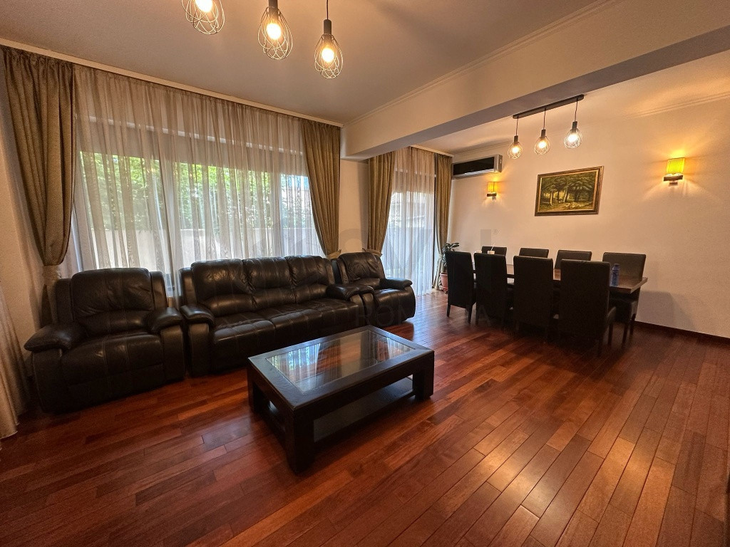 Apartrament 3 camere I Parcul Bazilescu