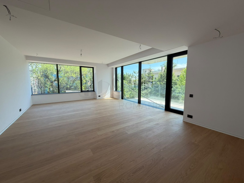 4 camere One Lake Club Floreasca