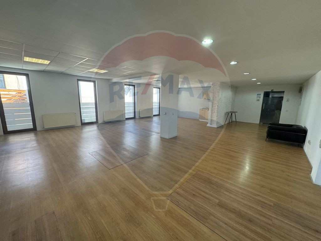 Spațiu de Birouri Premium, Amplu și Luminos, Ultracentral