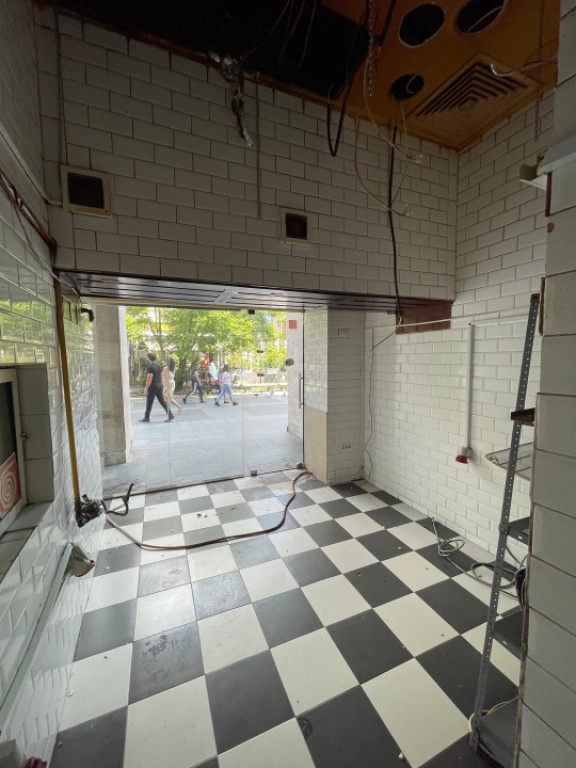 Spatiu comercial, 32mp, zona Centru
