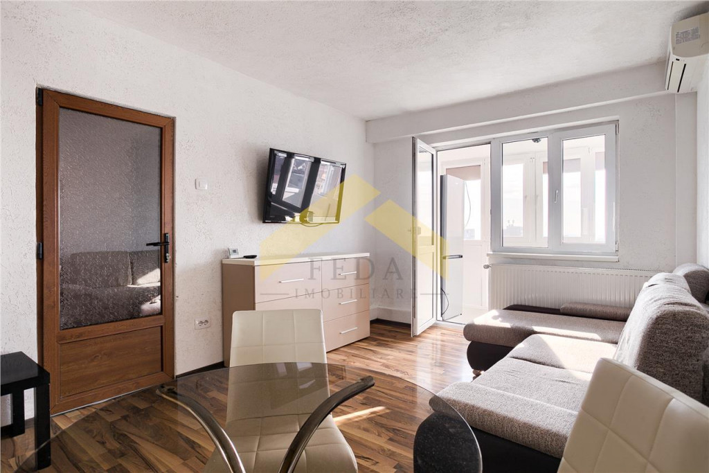 Apartament 2 camere de zona Aurel Vlaicu