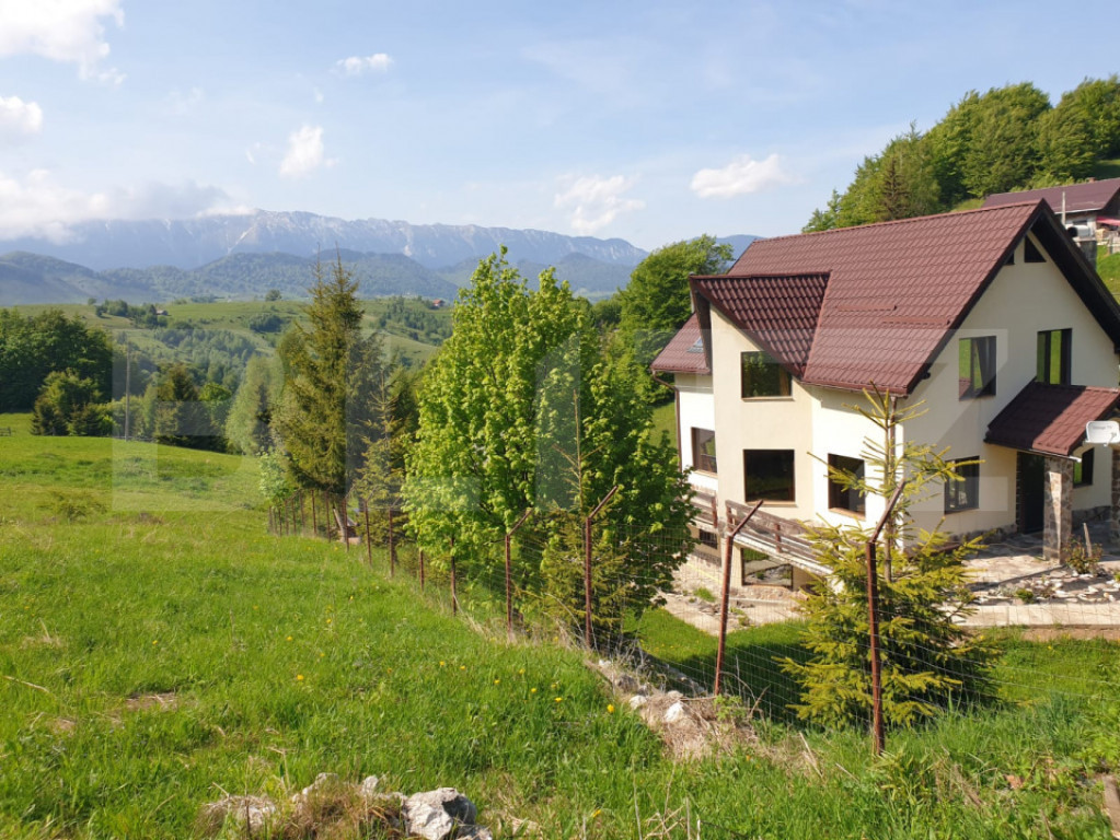 De vanzare casa de vacanta in Fundata