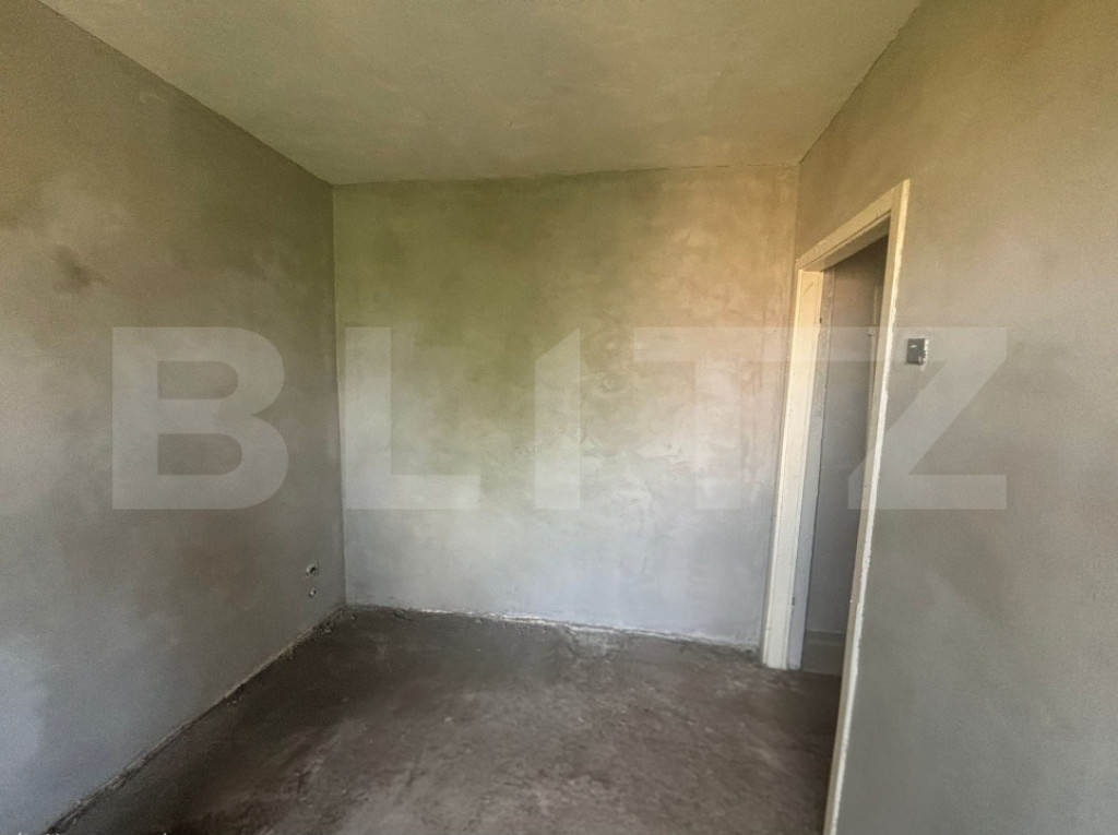 Apartament 2 camere, 35 mp, zona Micro 14