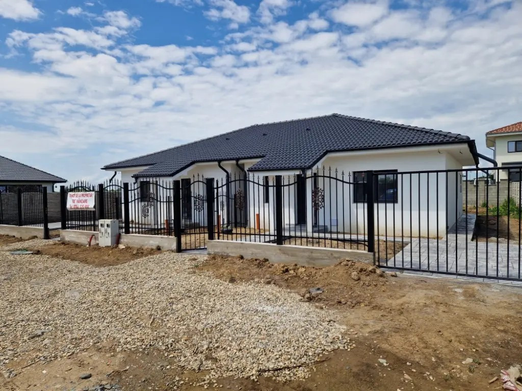Vand Duplex Mosnita noua