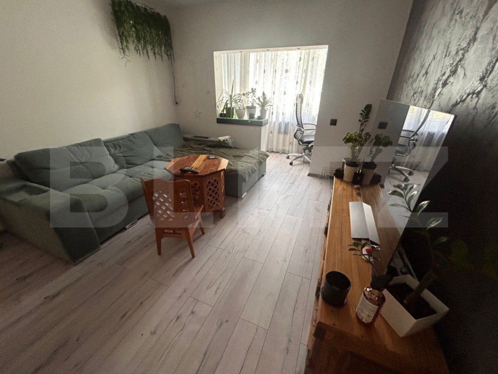 Apartament 3 camere, 72 mp, zona Soarelui