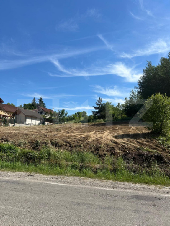 Teren intravilan 391 mp, Podul Jelnei