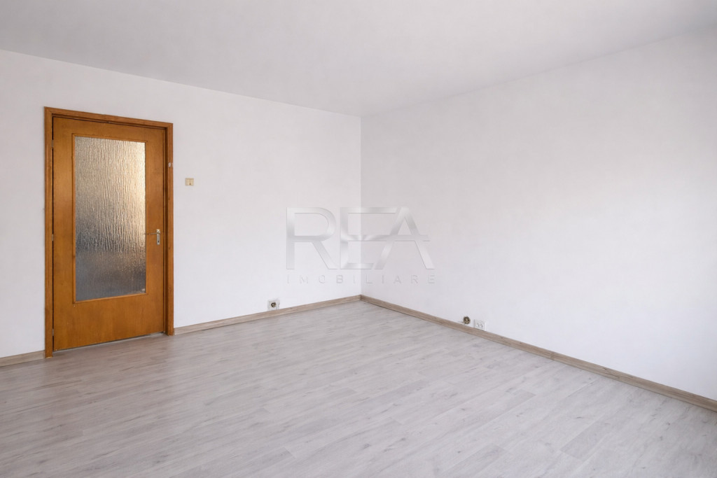 3 camere, Muncii/Decebal, decomandat, an 1995, inst. schimb.