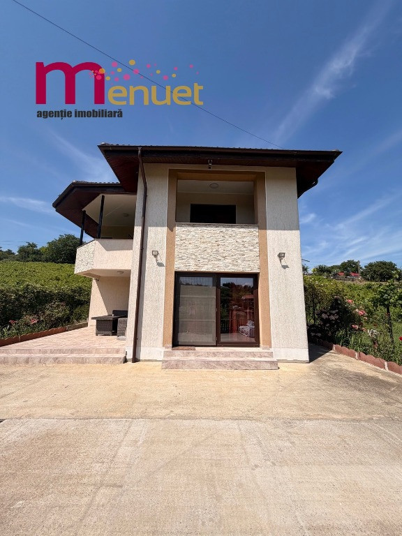 Apartament 2 camere,str.Alunisului