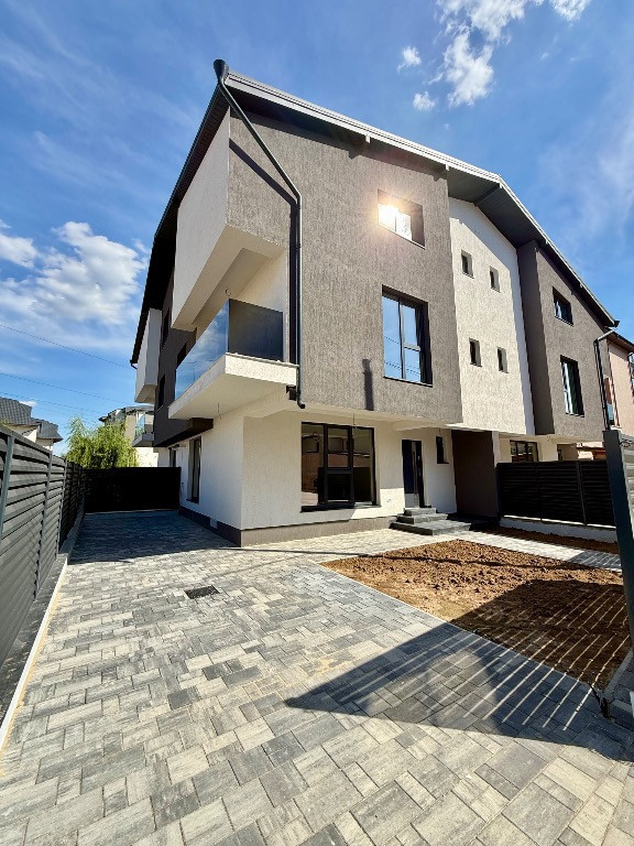Casa P+1+M - Dobroesti, str.Doinei,5 camere |158mp utili | DEZVOLTATOR