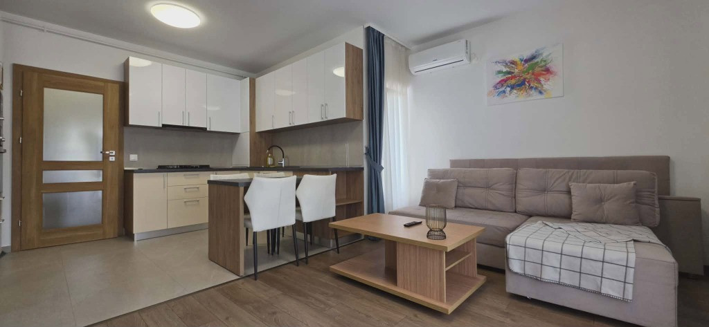 Apartament de inchiriat, str. Mestesugarilor/cart.Iosia