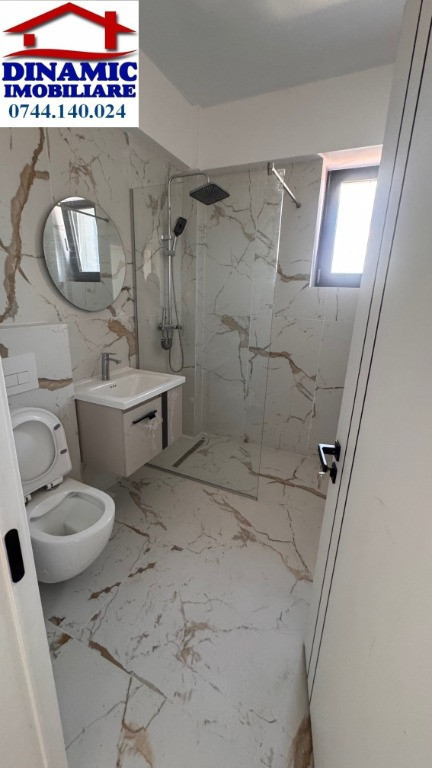 2 cam,et. 3/3, 60 mp,BLOC 6 FERMELOR.Preț 61157 €+TVA 21%