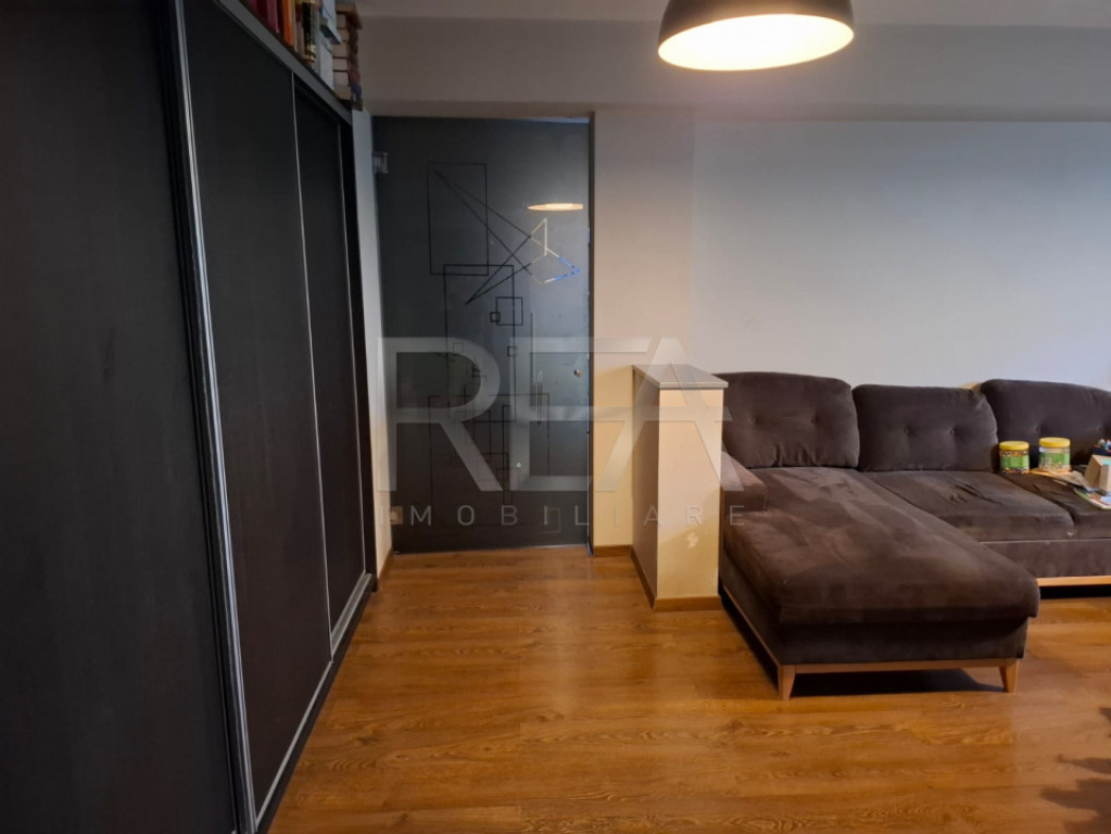 3 camere Sector 4 - Bd Alexandru Obregia