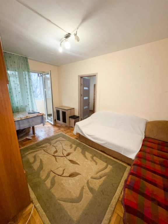 Apartament 3 Camere Piata Brotacei | Constana