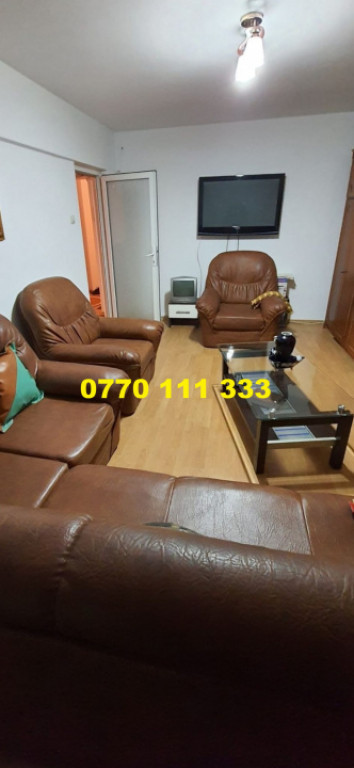 Apartament 2 camere decomandat, zona Plantelor.