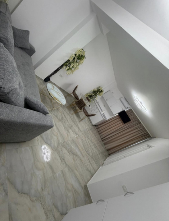 Apartament 2 camere de vânzare în Tomis Plus, Constanța ?