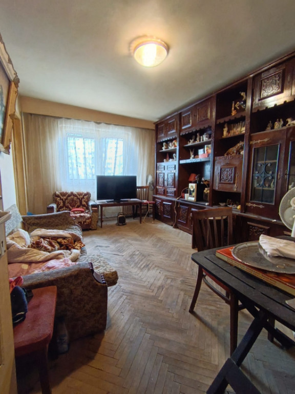 Apartament 3 camere, confort 3, zona vest