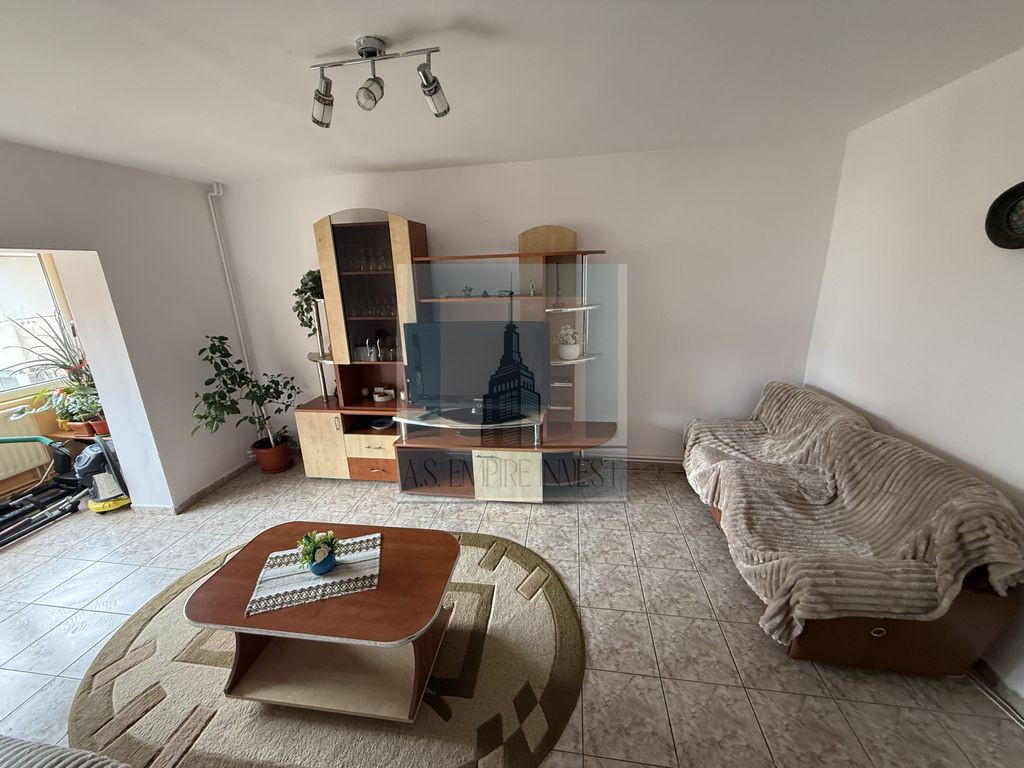 Apartament 4 camere, pe 2 nivele, 92 mp utili-zona Racadau