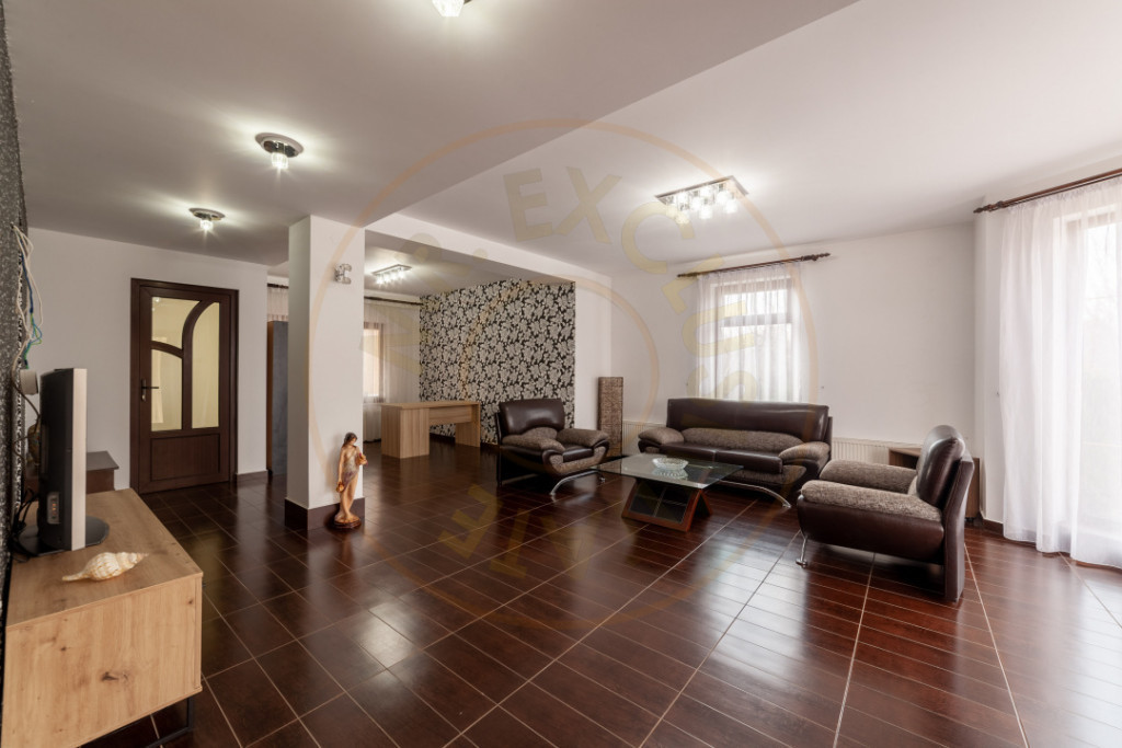 Casă de închiriat cu 3 dormitoare | Prundu Mic | Teren 780
