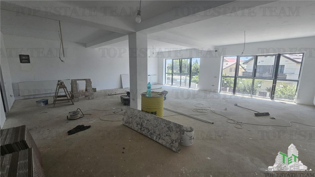 Spatiu comercial 120mp de inchiriat in centru Domnesti
