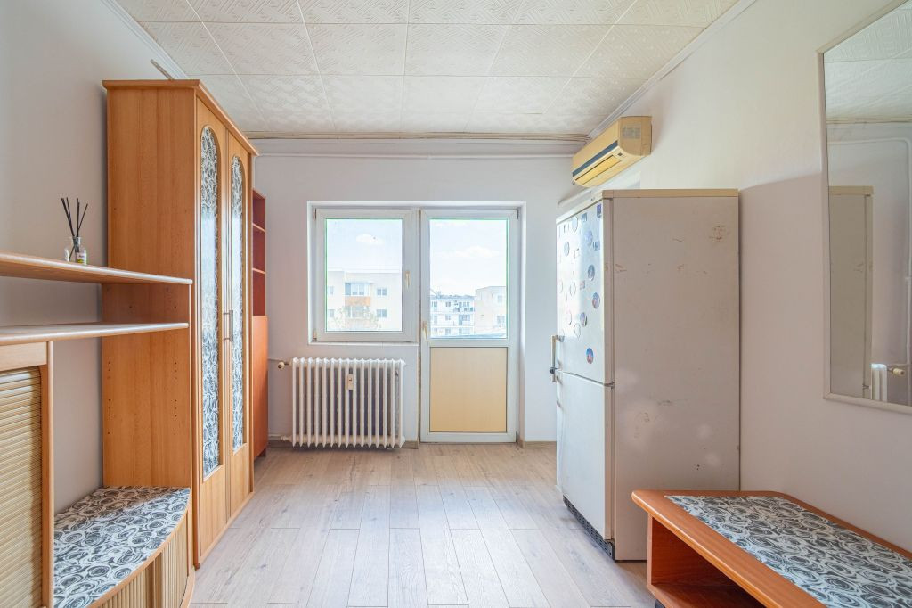 Apartament 1 cameră, Zonă Confecții - Arad