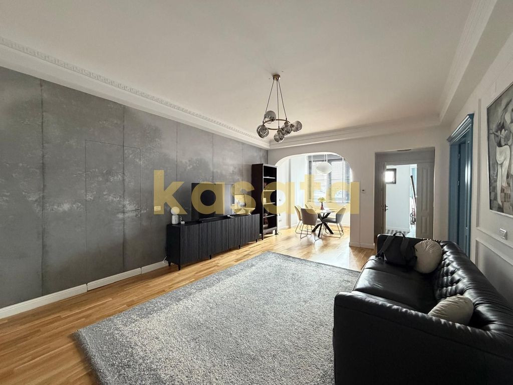 Apartament 4 camere de închiriat | Calea Victoriei | Ult...